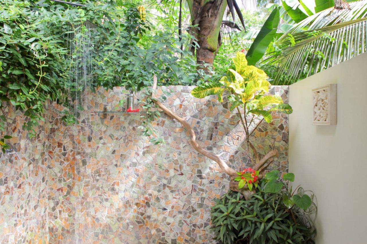 Sau Bay Resort & Spa Waiyevo Luaran gambar