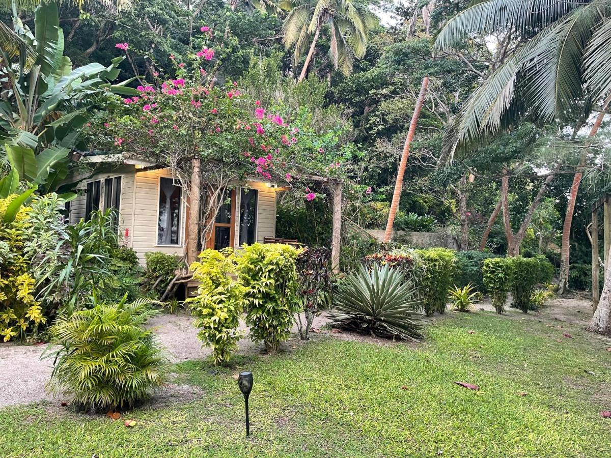 Sau Bay Resort & Spa Waiyevo Luaran gambar